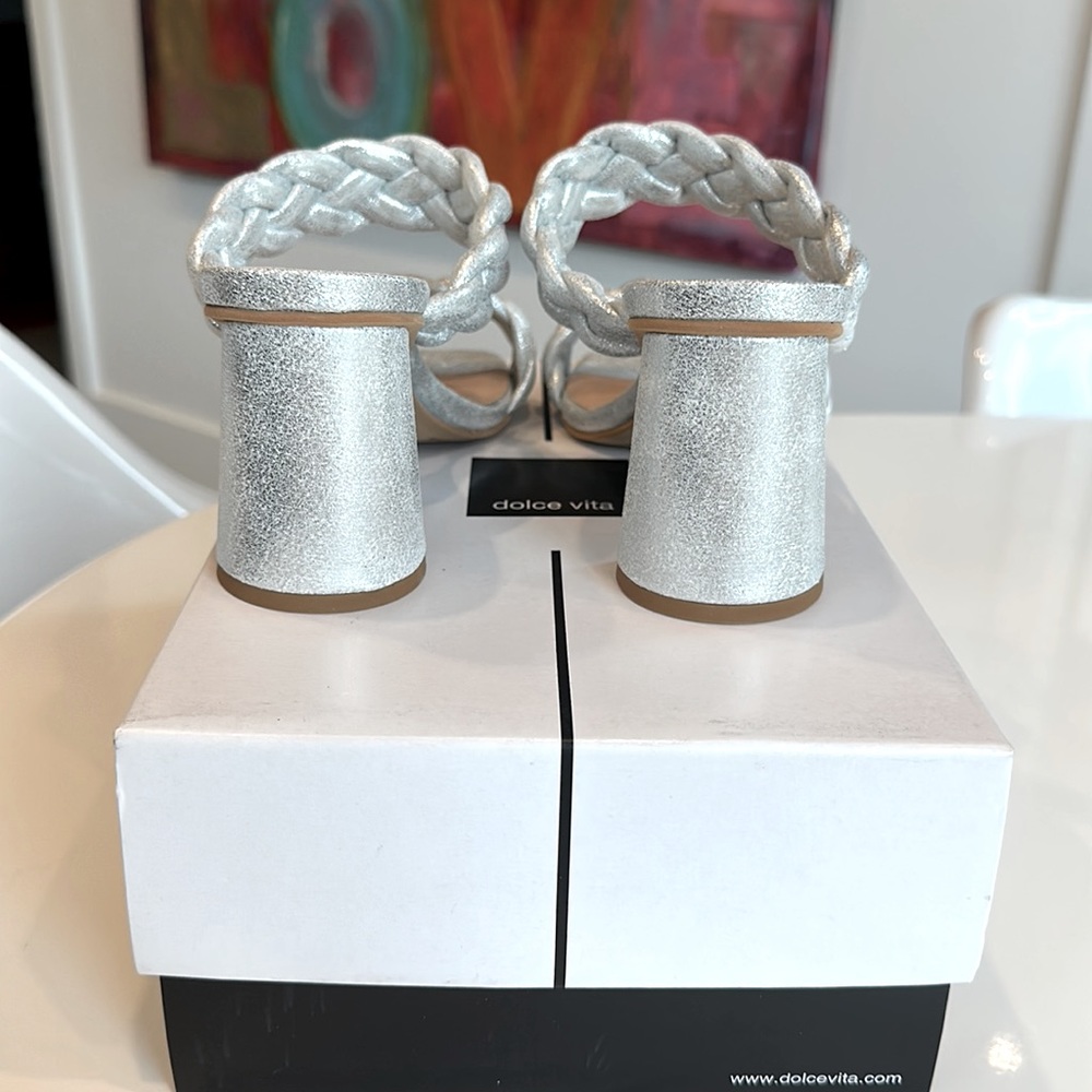 Dolce Vita Paily Silver Metallic Stella Block Heels 6.5 NEW!! - Picture 4 of 6